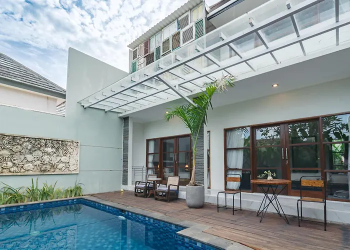 Putih Villa Jimbaran